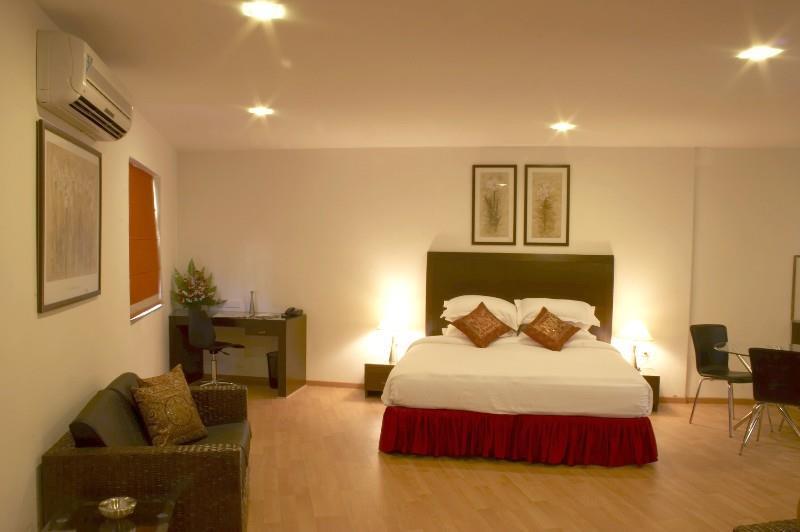 Shilton Royale Hotel Bangalore Værelse billede